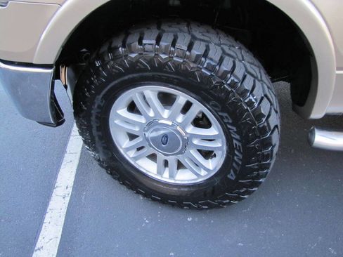 Used 2014 Ford F150 Lariat w/ Equipment Group 501A Mid image 37