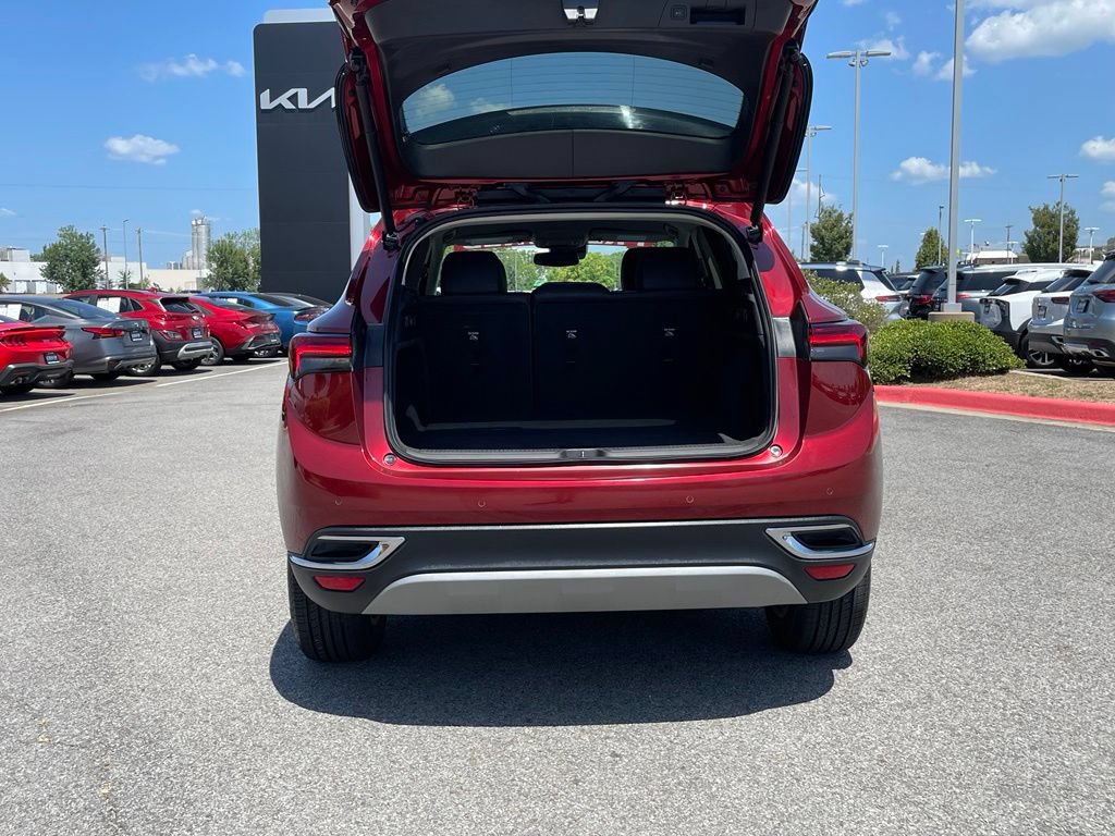 Used 2023 Buick Envision Essence FWD image 7
