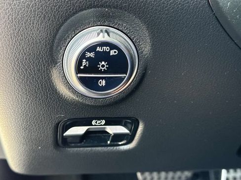 Used 2022 Mercedes-Benz C 300 4MATIC Sedan image 26