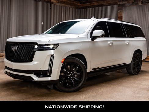 Used 2021 Cadillac Escalade ESV Sport w/ Driver Assist Tech Package AWD/4WD image 4