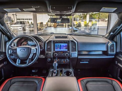 Used 2020 Ford F150 Lariat w/ Equipment Group 502A Luxury image 3