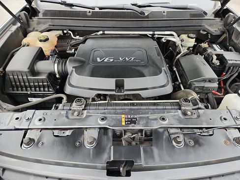 Used 2016 Chevrolet Colorado LT w/ LT Convenience Package image 16