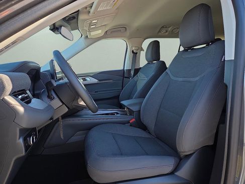 New 2026 Ford Explorer Active image 16