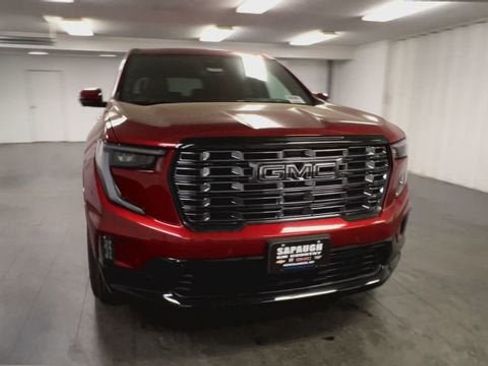 New 2026 GMC Acadia Denali Ultimate w/ LPO, Floor Liner Package image 3