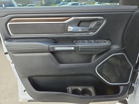 Used 2021 RAM 1500 Laramie AWD/4WD image 15