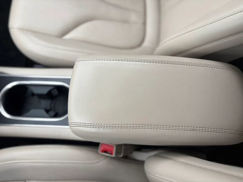 Used 2019 Lincoln MKC Premiere AWD/4WD image 32