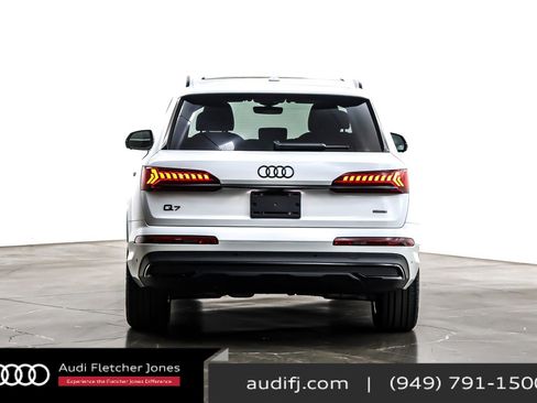Used 2023 Audi Q7 2.0T Premium Plus w/ Premium Plus Package image 3