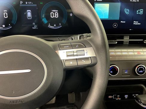 Certified 2026 Hyundai Kona SE FWD image 12
