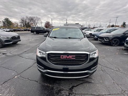 Used 2019 GMC Acadia SLE image 8