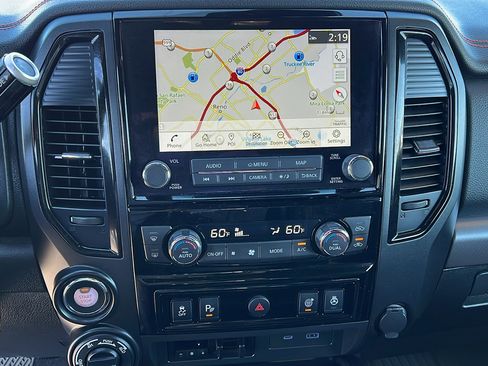 Used 2023 Nissan Titan PRO-4X w/ Pro-4x Convenience Package AWD/4WD image 23