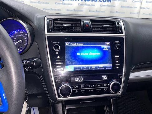 Used 2018 Subaru Outback 2.5i Premium AWD/4WD image 22