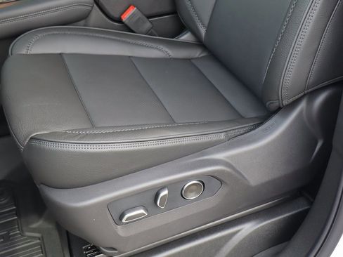 New 2026 GMC Yukon XL Denali w/ Sun & Power Step Package image 12