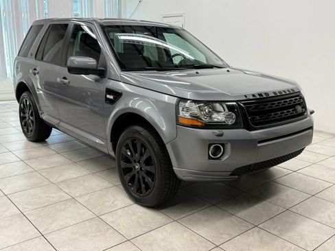 Used 2015 Land Rover LR2 HSE AWD/4WD image 1