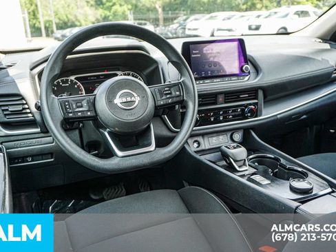 Used 2024 Nissan Rogue S AWD/4WD image 27