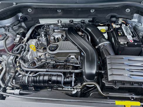 Used 2022 Volkswagen Taos S w/ IQ Drive S Package image 32