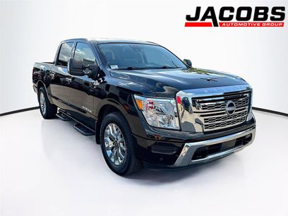 Used 2024 Nissan Titan SV w/ SV Convenience Package