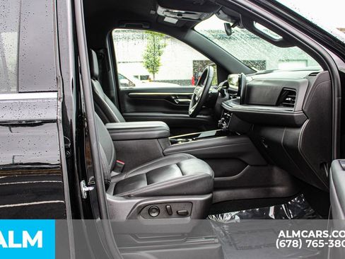 Used 2025 Chevrolet Tahoe LT AWD/4WD image 23