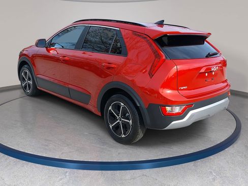 New 2026 Kia Niro LX image 7
