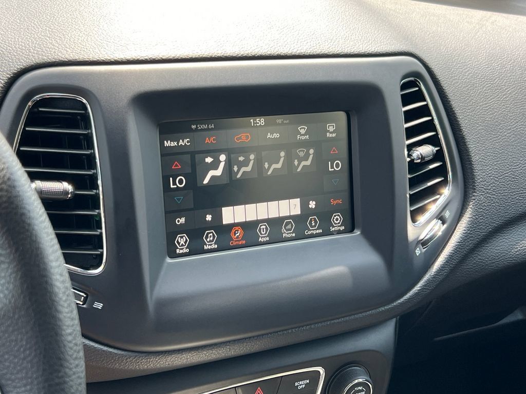 Used 2018 Jeep Compass Sport w/ Tech Group AWD/4WD image 29