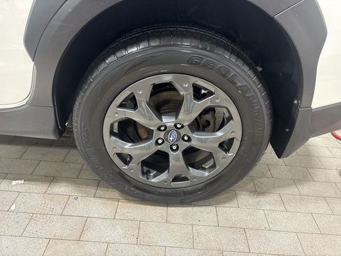 Used 2021 Subaru Crosstrek 2.5i Sport w/ Moonroof Package image 18