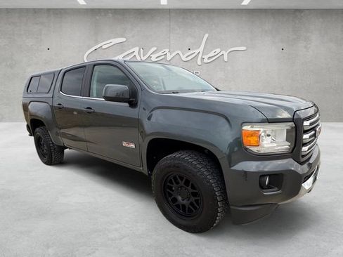 Used 2015 GMC Canyon SLE w/ All-Terrain Package image 2