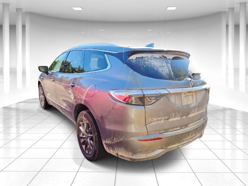Used 2023 Buick Enclave Avenir w/ Avenir Technology Package AWD/4WD image 4