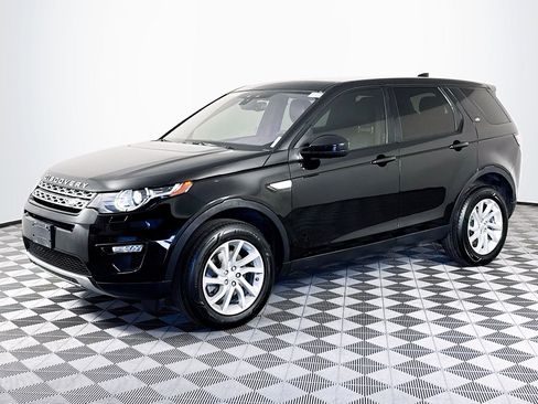 Used 2019 Land Rover Discovery Sport HSE image 4