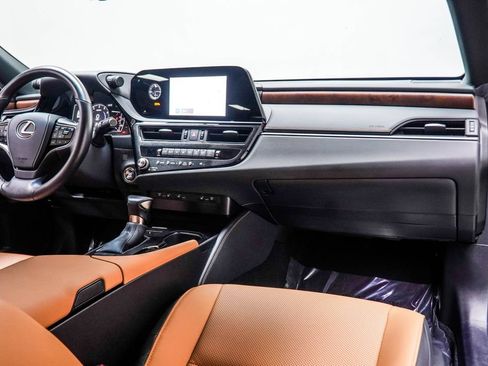 Used 2025 Lexus ES 350 w/ Premium Package FWD image 16