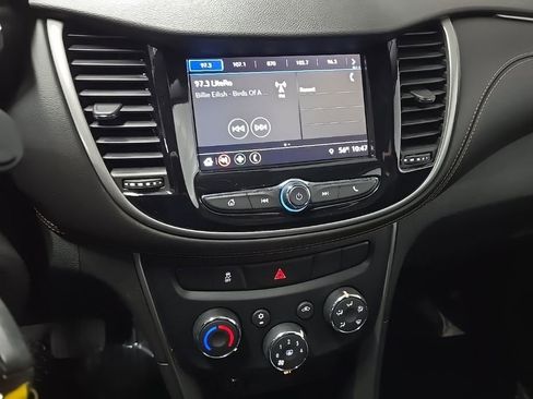 Used 2018 Chevrolet Trax LT w/ LPO, Protection Package image 24