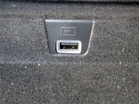 Used 2024 RAM 1500 Laramie image 30