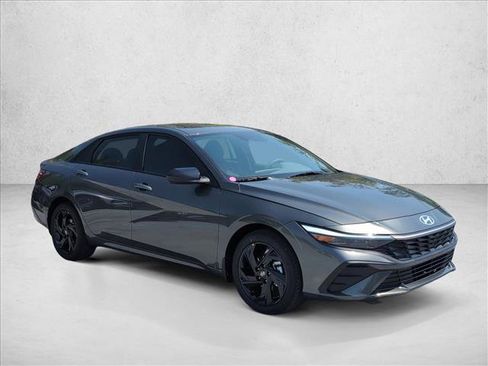 New 2026 Hyundai Elantra Sport FWD image 7