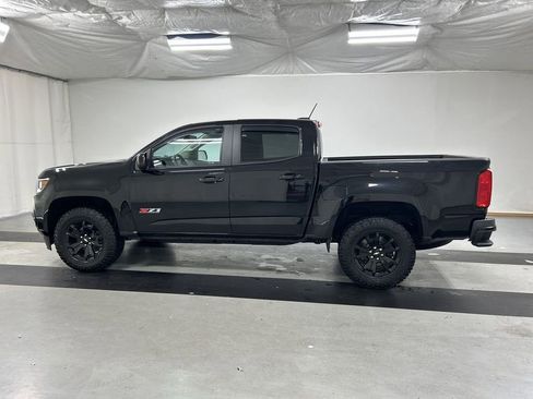 Used 2022 Chevrolet Colorado Z71 w/ Z71 Midnight Edition AWD/4WD image 6