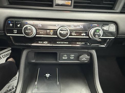 Used 2023 Honda Pilot Elite image 21