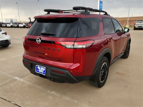 Used 2024 Nissan Pathfinder Rock Creek image 4