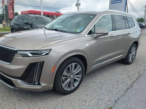 Used 2022 Cadillac XT6 Premium Luxury w/ Technology Package AWD/4WD image 23