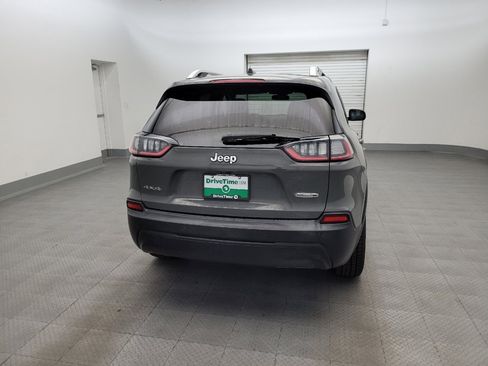 Used 2019 Jeep Cherokee Latitude Plus AWD/4WD image 7