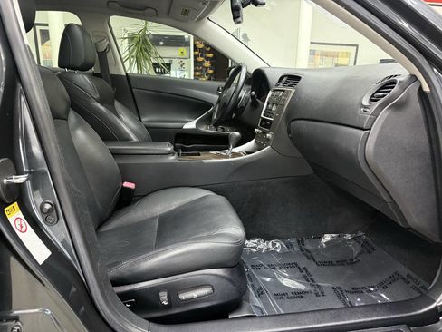 Used 2009 Lexus IS 250 AWD image 17