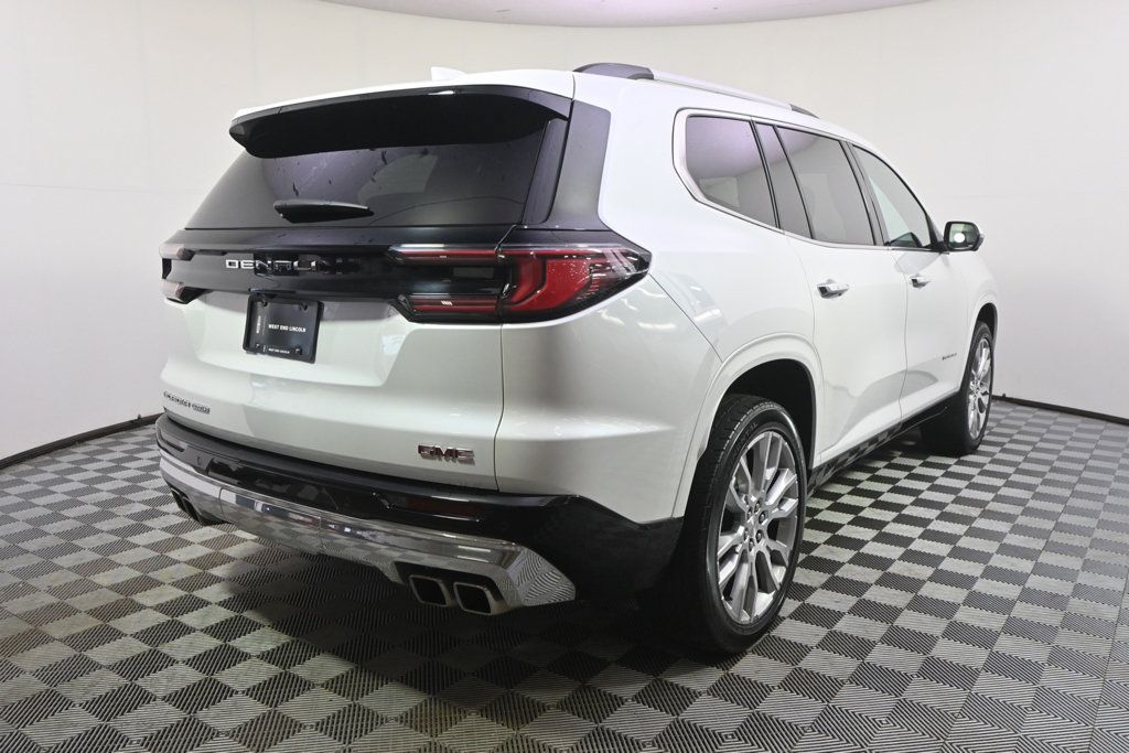 Used 2024 GMC Acadia Denali w/ LPO, Floor Liner Package AWD/4WD image 6