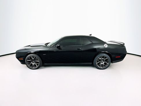 Used 2016 Dodge Challenger R/T Plus RWD image 4