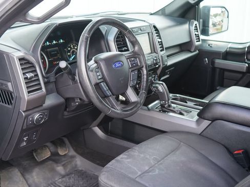 Used 2018 Ford F150 XLT w/ Equipment Group 302A Luxury AWD/4WD image 12