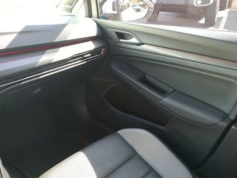Used 2024 Volkswagen GTI SE FWD image 17