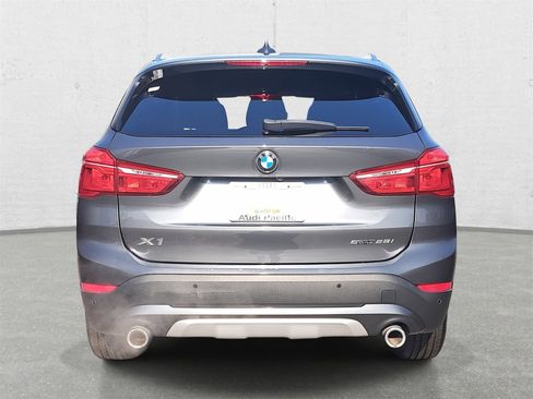 Used 2020 BMW X1 sDrive28i image 6
