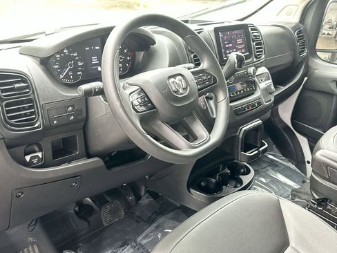 Used 2026 RAM ProMaster 2500 w/ Convenience Group FWD image 13