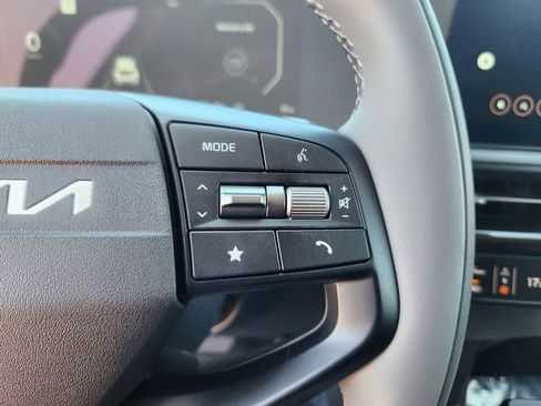 New 2025 Kia EV6 Light w/ Light LR Technology Package image 15