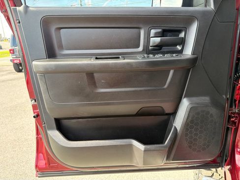 Used 2018 RAM 3500 Tradesman w/ Chrome Appearance Group AWD/4WD image 25