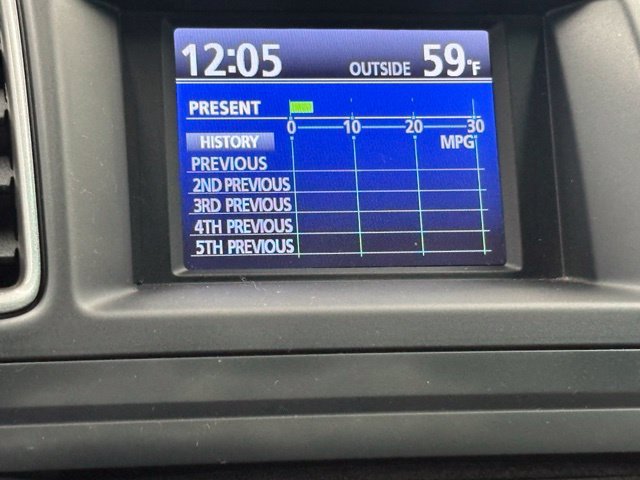 Used 2012 Toyota Highlander Limited w/ Tow Pkg FWD image 35