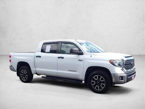 Used 2019 Toyota Tundra SR5 w/ SR5 Upgrade Package AWD/4WD image 6