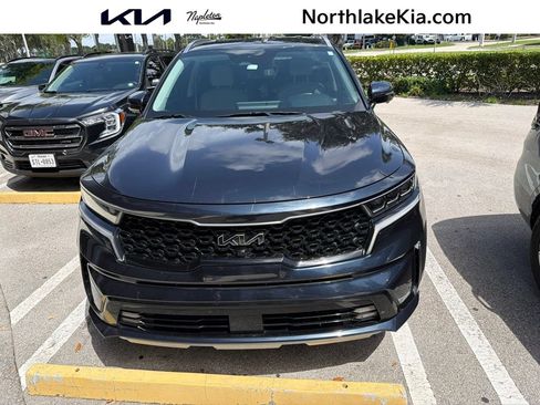 Used 2023 Kia Sorento SX Prestige AWD/4WD image 1