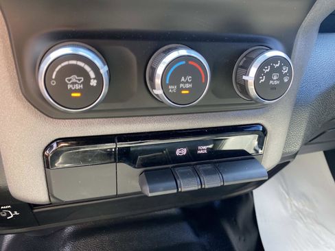 Used 2022 RAM 2500 Tradesman image 22