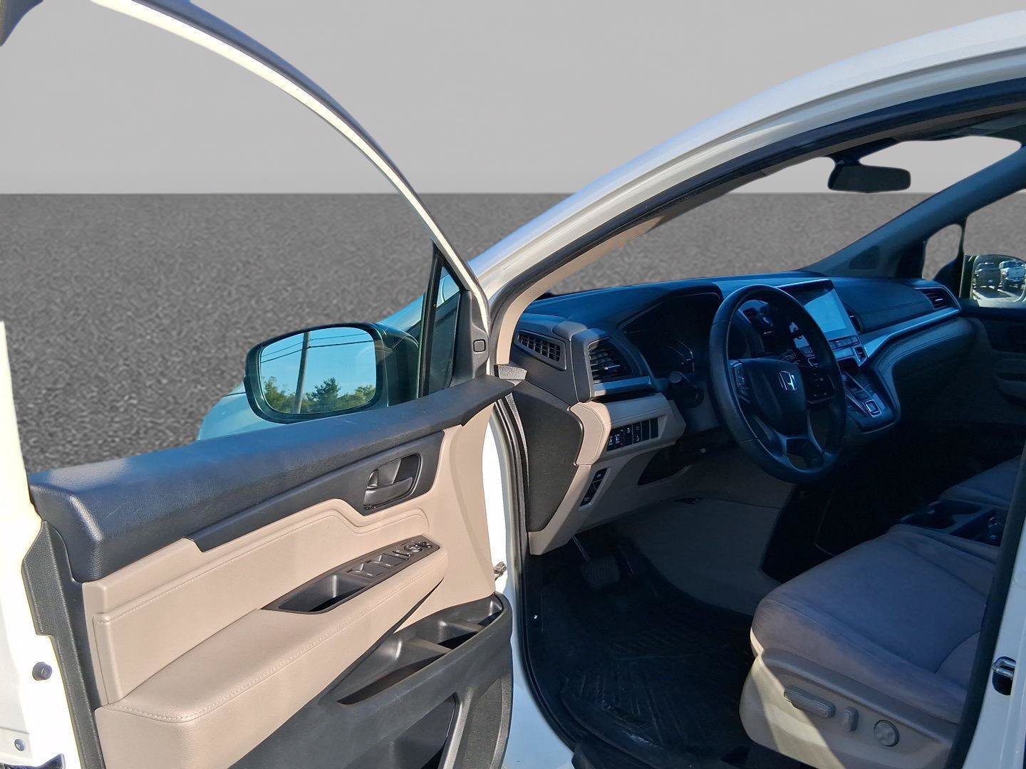 Used 2019 Honda Odyssey EX image 12